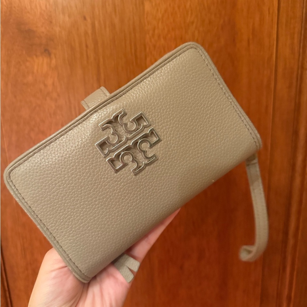 Tory Burch Gray Leather Wristlet